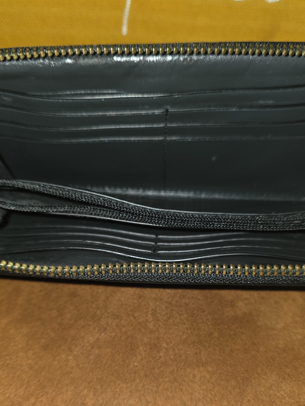Coach Dark Brown Leather Zip Wallet with Blue Skull Patch,star,and Flag on front - Picture 8 of 8